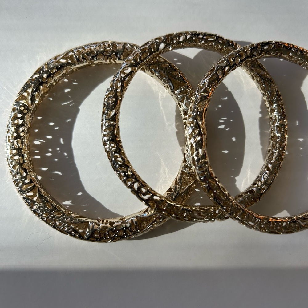 Kendra Scott Gold Textured Bangle Bracelets